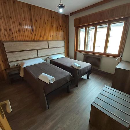 Lo Sciatore Hotel & Restaurant Camigliatello Silano Buitenkant foto