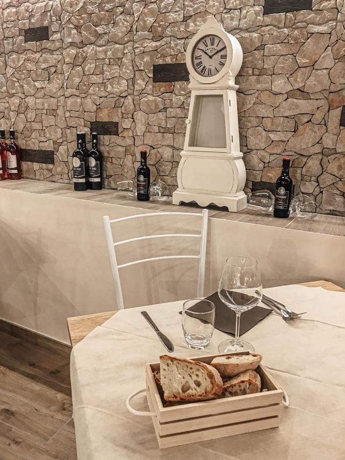 Lo Sciatore Hotel & Restaurant Camigliatello Silano Buitenkant foto