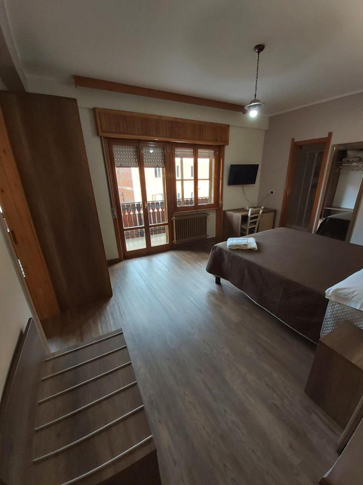 Lo Sciatore Hotel & Restaurant Camigliatello Silano Buitenkant foto